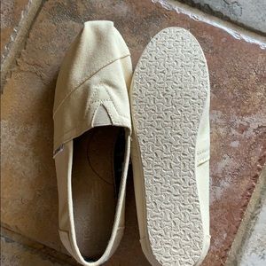 TOMS canvas Slip-on shoes